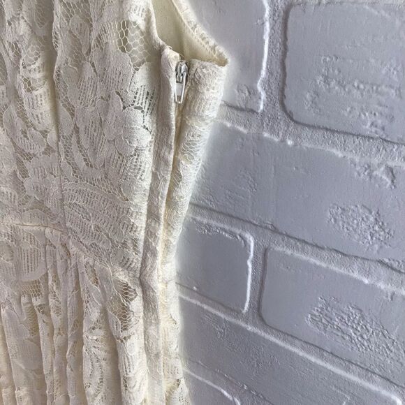 𝅺 H & M ecru white lace dress empire waist spaghetti straps side zipper size 6 - Picture 3 of 8